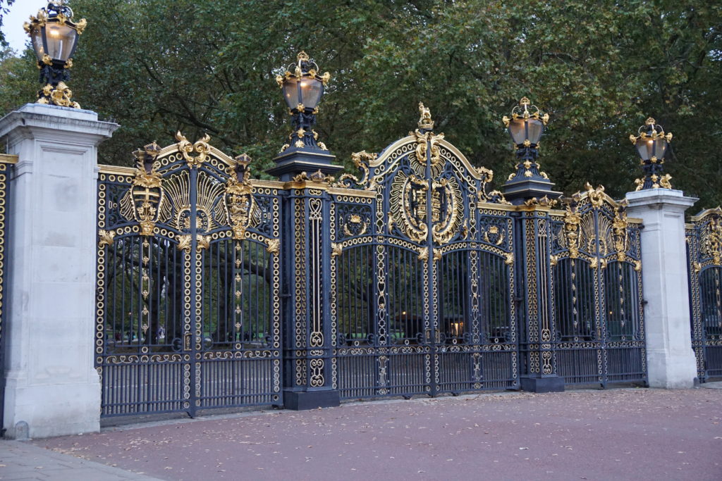 Palace Gate, Green Park, Buckingham Palace, London