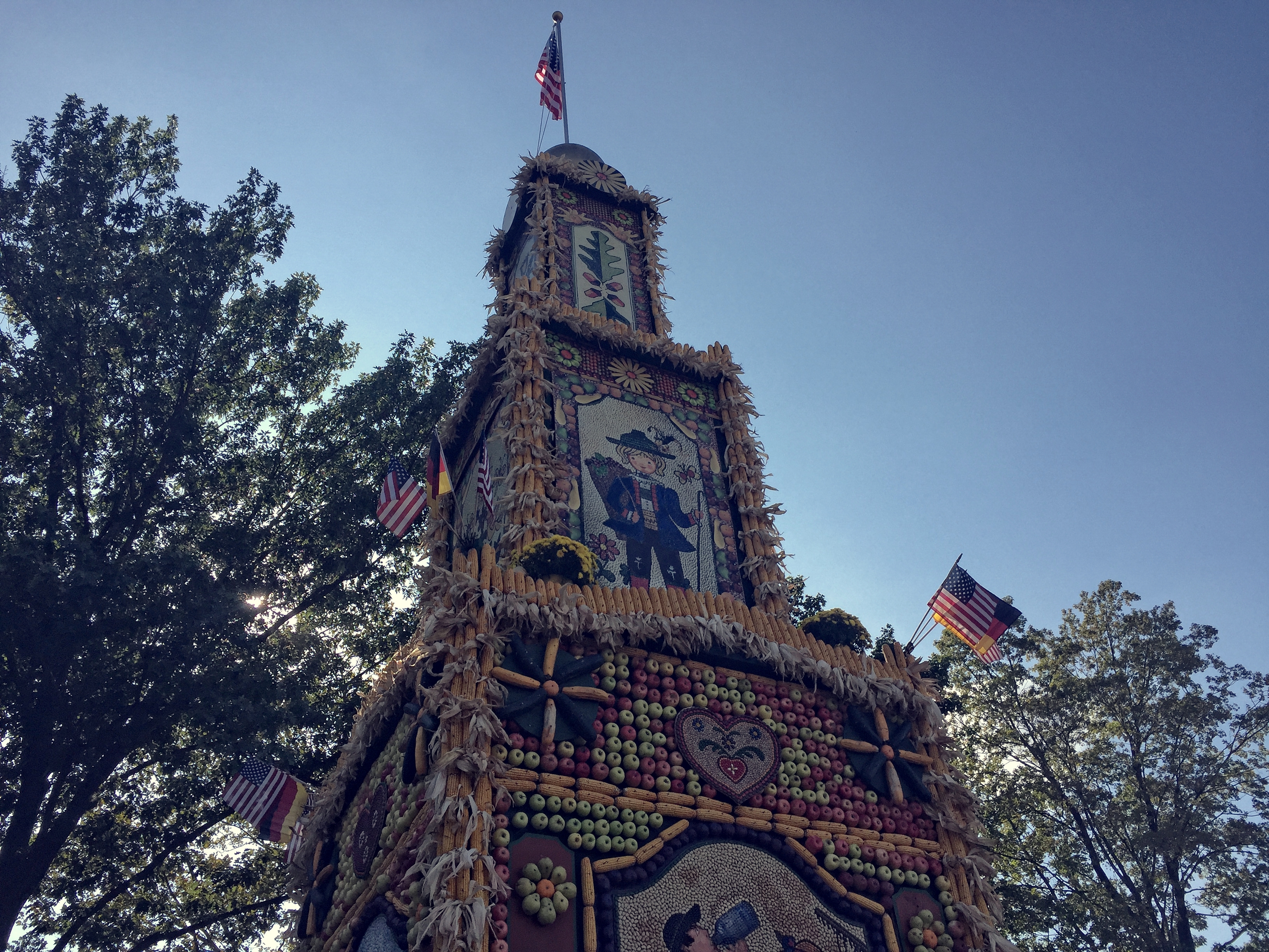 2019 Cannstatter Volksfest: Start of the Drinking Season